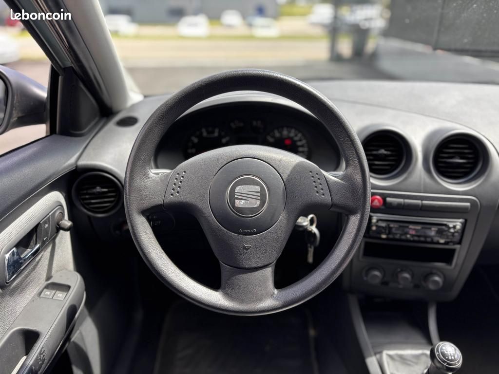 SEAT IBIZA 6L - 1.4i 16V - 75ch - Stella Phase 1 (image 8)