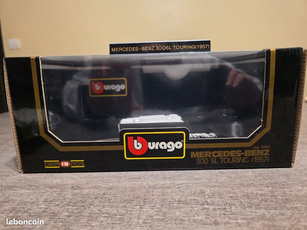 Mercedes 300 SL Touring 1/18 Burago ref 3043
