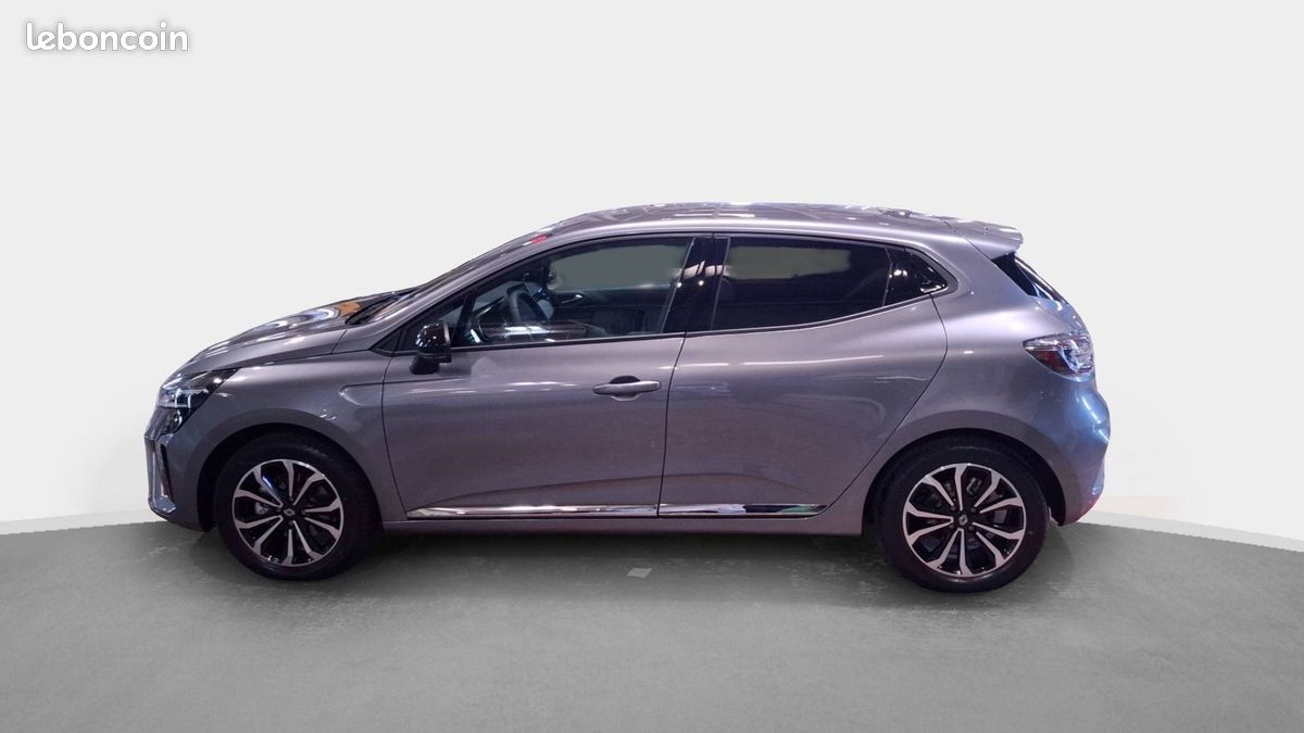 Renault clio e tech full hybrid 145 ch gsr2 techno (image 9)