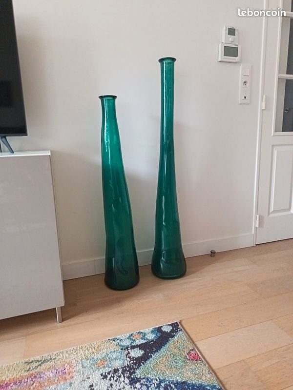 Gros vases en turquoise (image 1)
