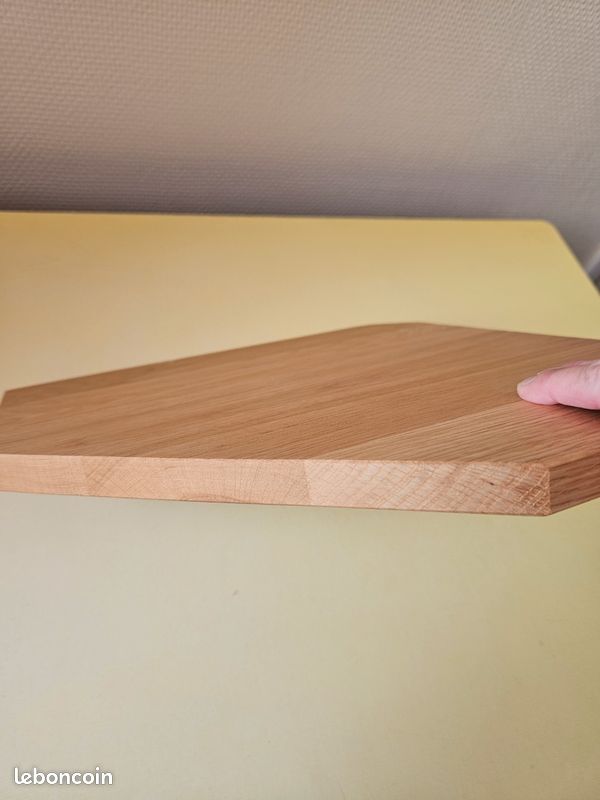 Tablette d’angle en bois – neuve – 32 × 32,5 cm (image 2)