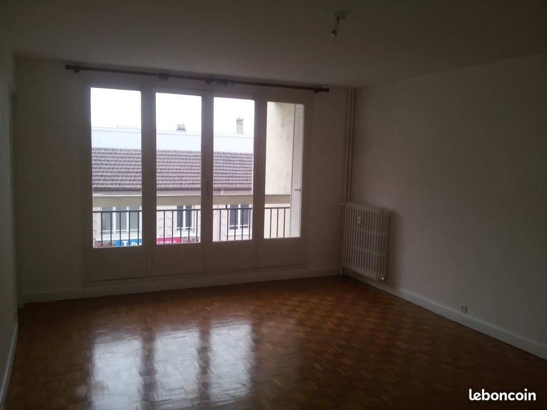 Appartement 3 pièces 70 m² · à Saint-Dizier · 70 m² · 90 000 €