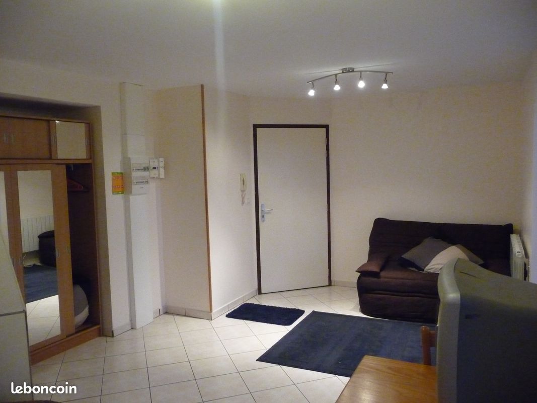 Appartement 2 pièces 28 m² · à Lanvéoc · 28 m² · 410 €/mois