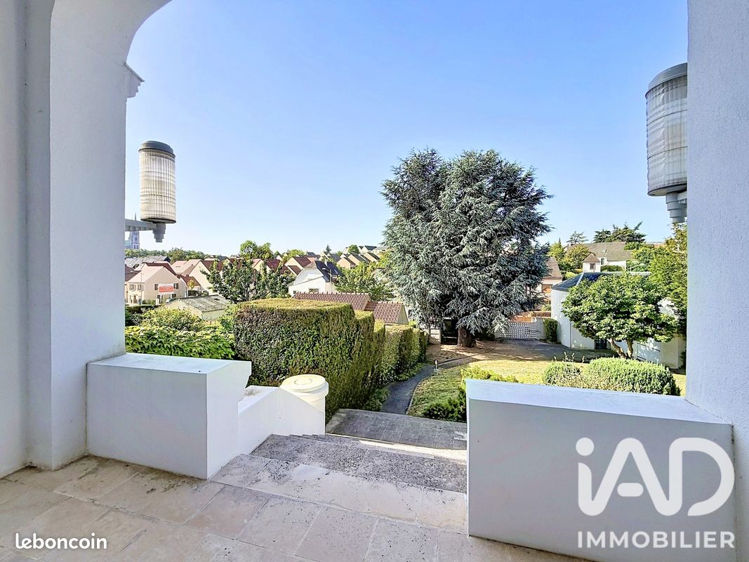 Maison 7 pièces 200 m² · à Chartres · 200 m² · 695 000 €