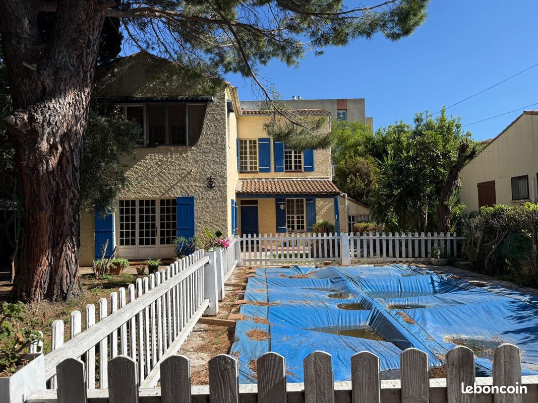 Maison 4 pièces 117 m² · à Arles · 117 m² · 296 800 €