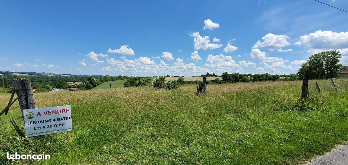 Terrain 2 806 m² Riberac · à Ribérac · 25 000 €