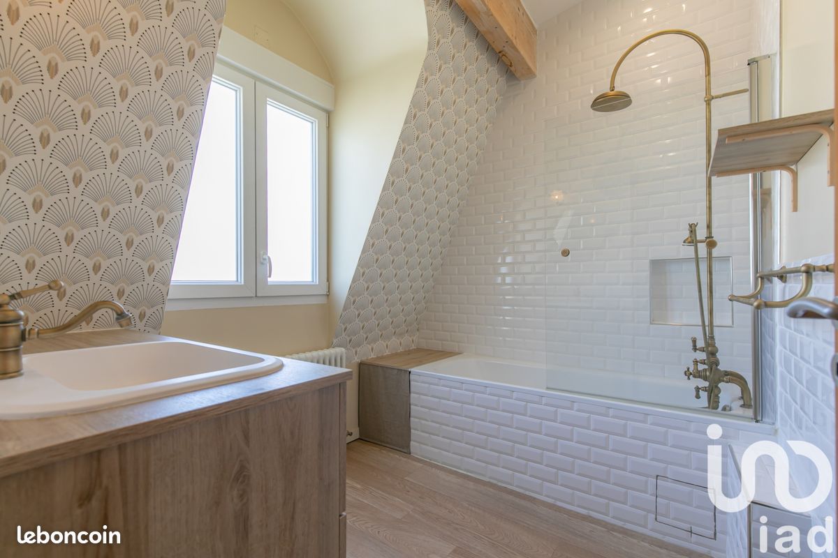 Maison a louer nogent-sur-marne - 6 pièce(s) - 133 m2 - Surfyn