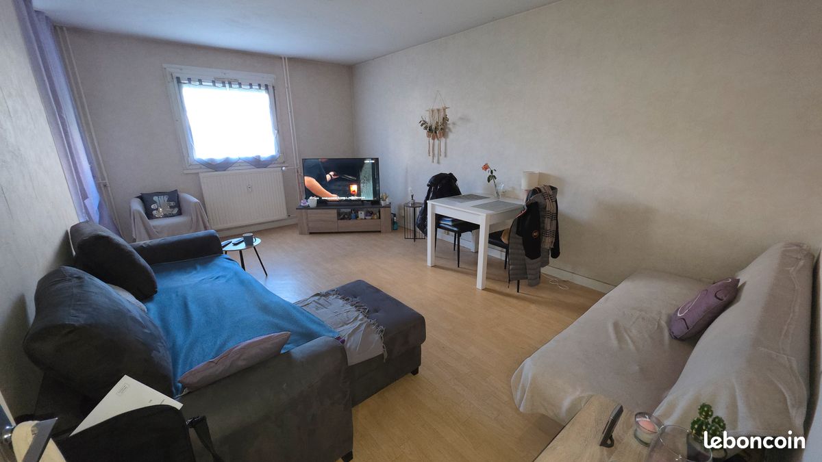 Appartement 1 pièce 38 m² · à Rillieux-la-Pape · 38 m² · 79 000 €