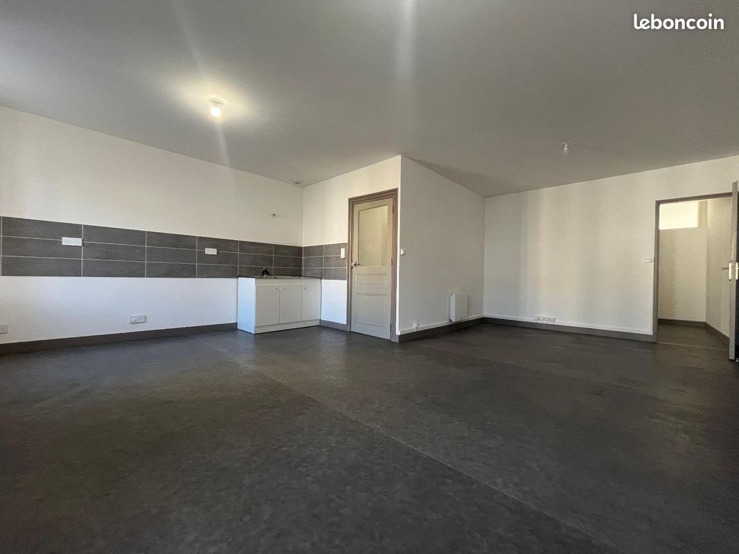 Appartement 3 pièces 67 m² · à Annonay · 67 m² · 490 €/mois