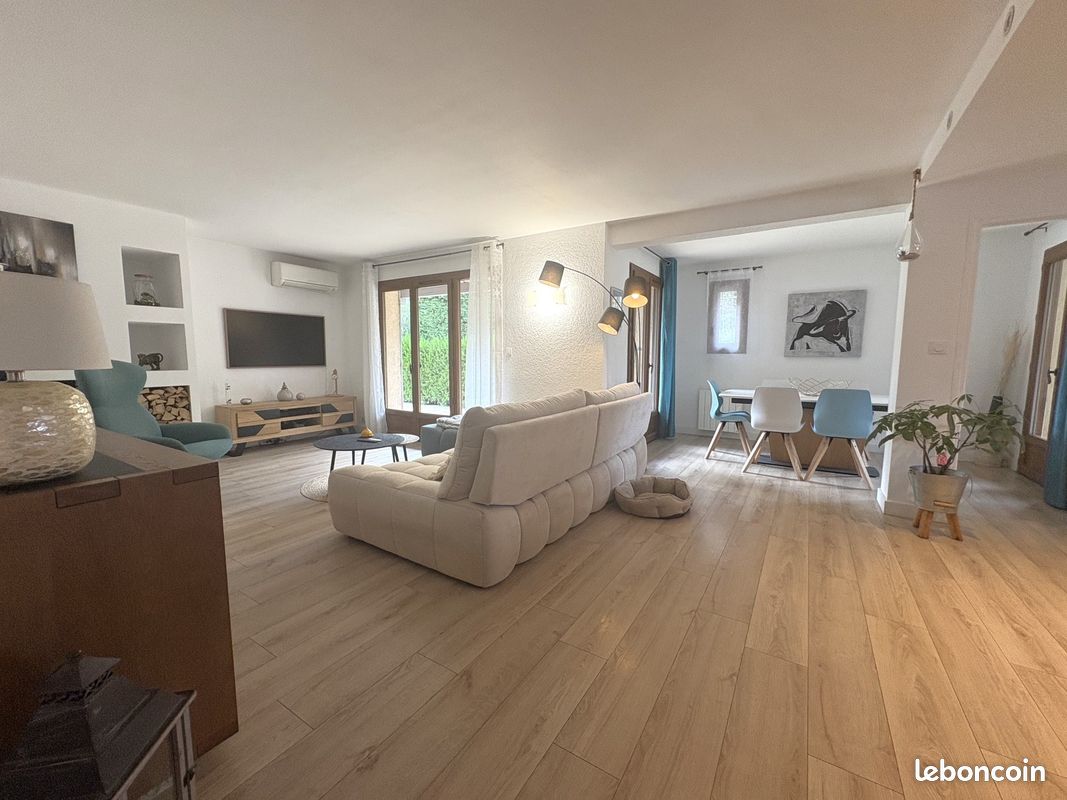 Maison 6 pièces 145 m² · à Saint-Just · 145 m² · 499 000 €