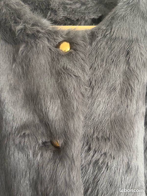 Manteau en fourrure de lapin grise (image 4)