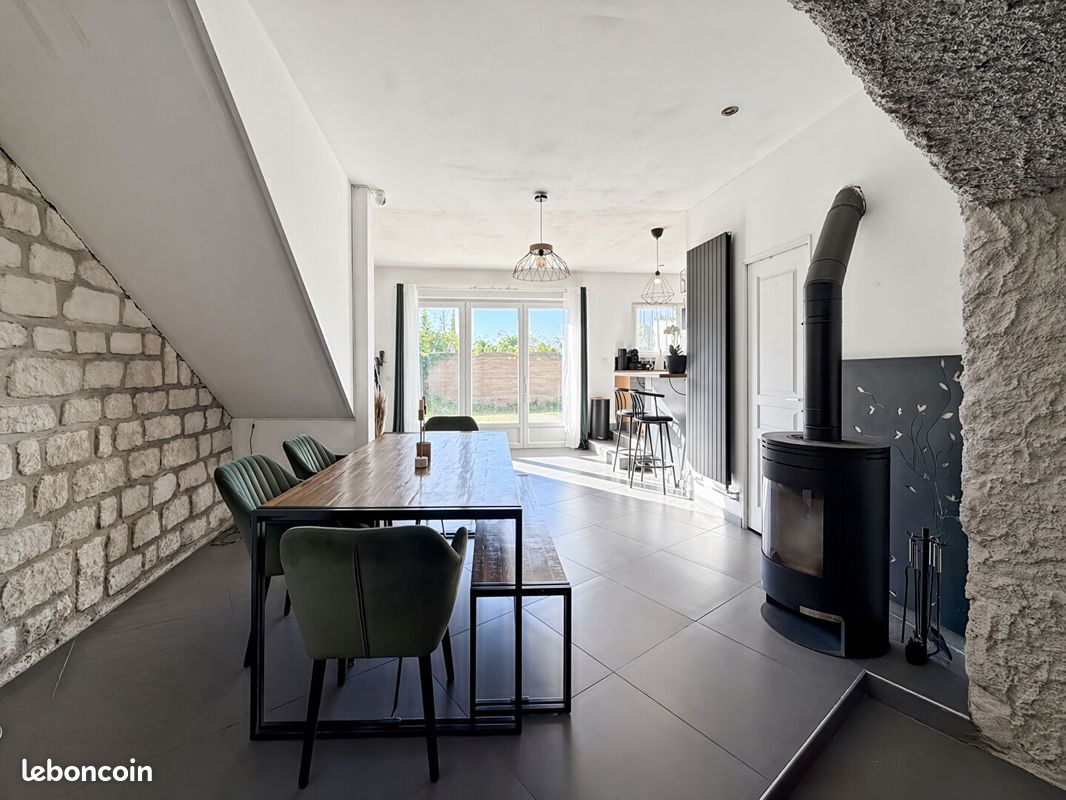 Maison 4 pièces 113 m² · à Méricourt · 113 m² · 200 000 €