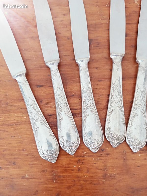 12 COUTEAUX DE table style Louis XV rocaille métal argenté François