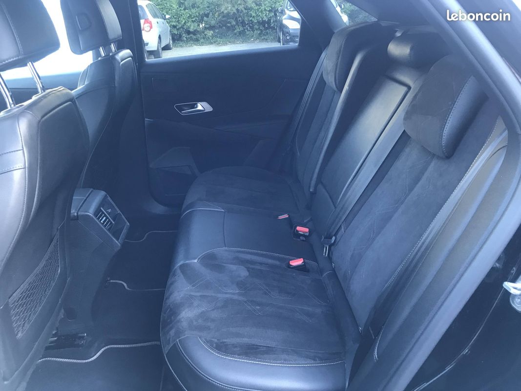 Ds 7 Crossback BlueHDi 180ch Performance Line EAT8 (image 18)