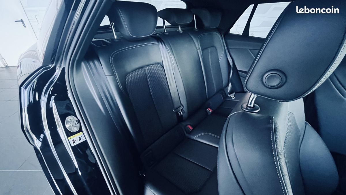 AUDI Q2 35 TFSI 150 S tronic 7 S line Plus (image 14)