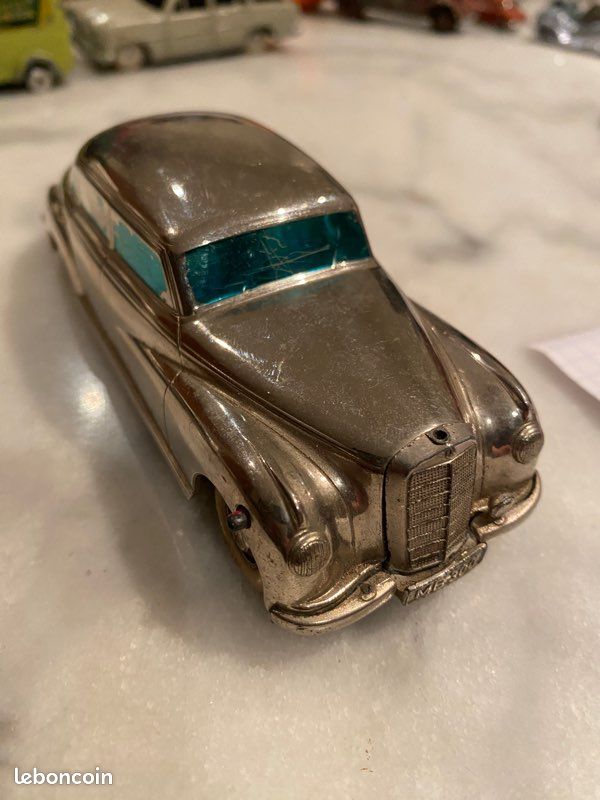 Prameta Kolner Mercedes Benz 300