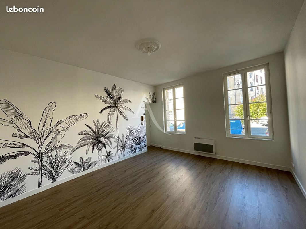 Appartement 2 pièces 55 m² · à Fontenay-le-Comte · 55 m² · 540 €