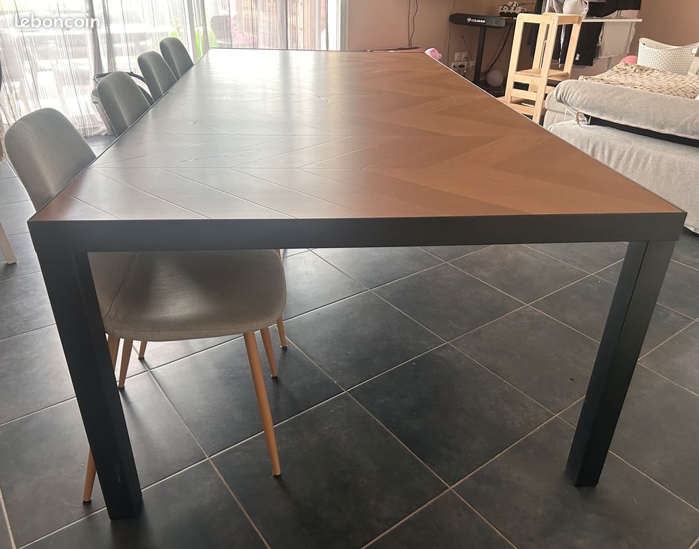 Table extérieure (image 3)