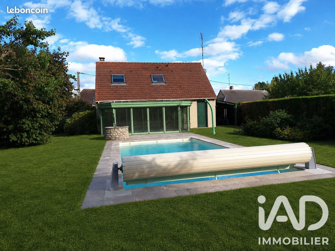Maison 4 pièces 96 m² · à Ménilles · 96 m² · 292 000 €