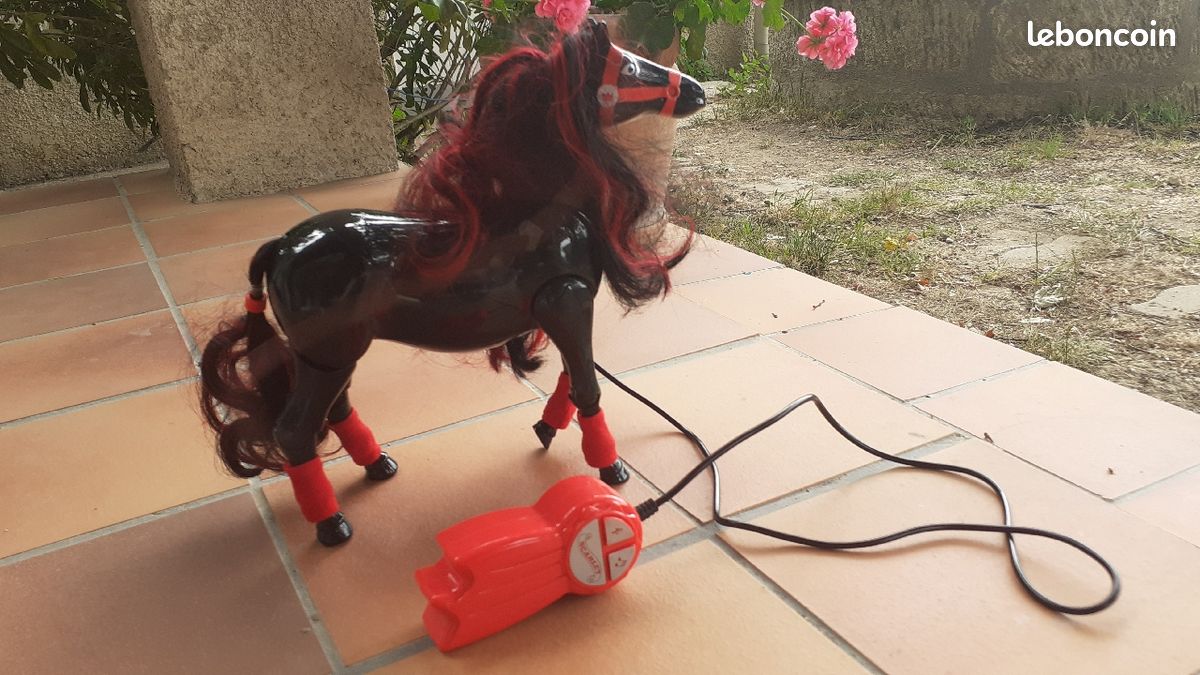 Jouet cheval articulé radiocommandé pour enfant (image 2)