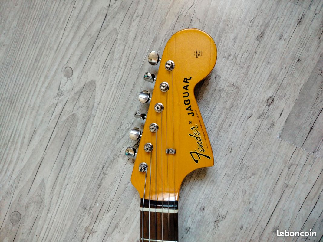 Fender jaguar japon 1994 (image 3)
