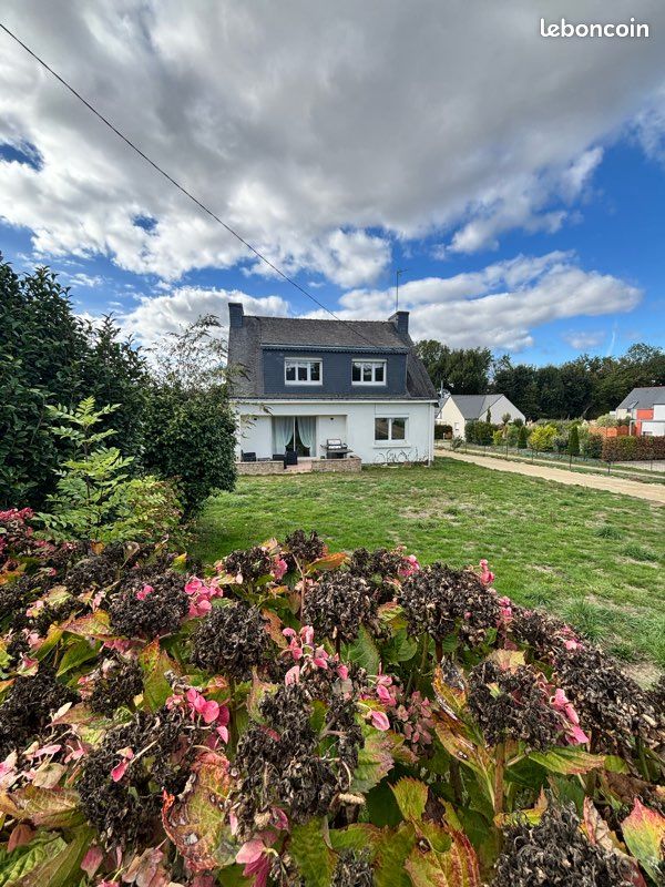 Maison 5 pièces 109 m² · à Locoal-Mendon · 109 m² · 310 000 €