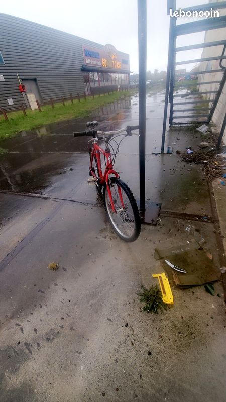 Velo rockhopper specialized rouge (image 1)