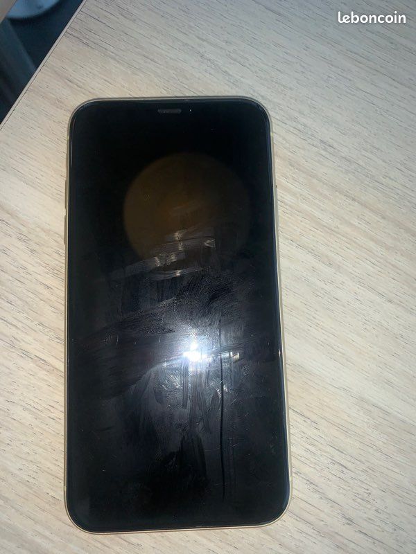 IPhone XR tout neuf (image 2)