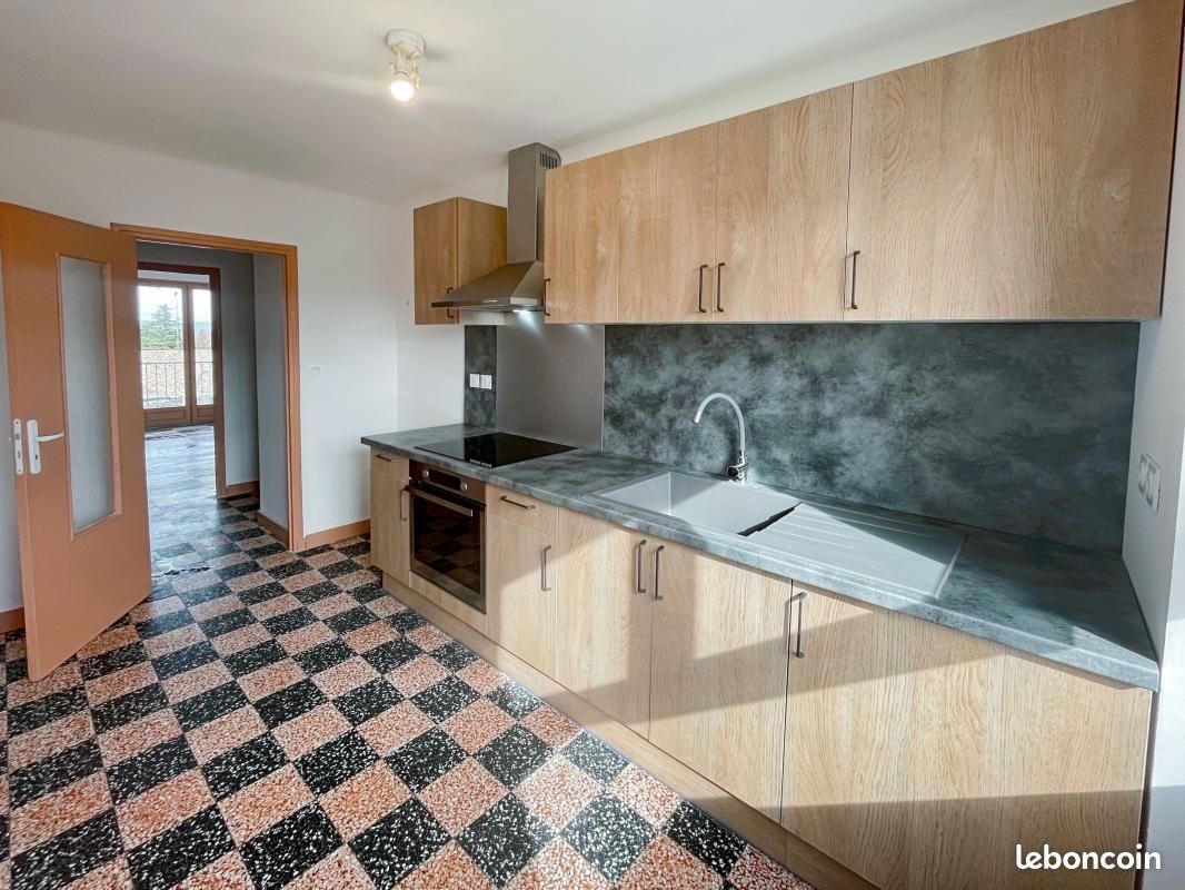 Appartement 3 pièces 58 m² · à Bollène · 58 m² · 590 €/mois