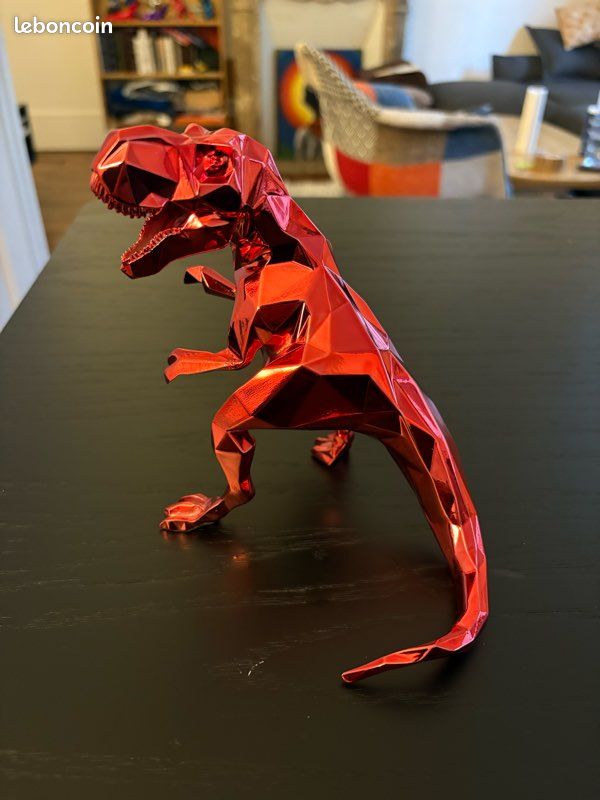 T-REX‌ ‌SPIRIT‌ ‌(RED‌ ‌EDITION) Richard Orlinski Édition Limitée