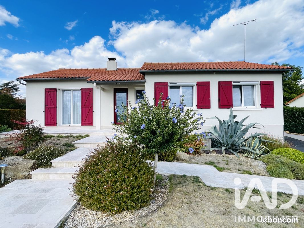 Maison 7 pièces 134 m² · à Toutlemonde · 134 m² · 275 000 €