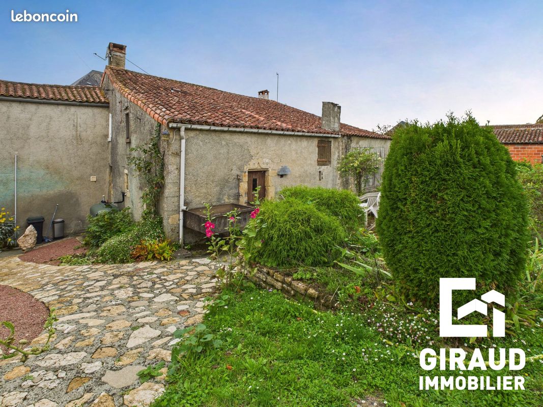 Maison 3 pièces 94 m² · à Mouilleron-Saint-Germain · 94 m² · 69 900 €