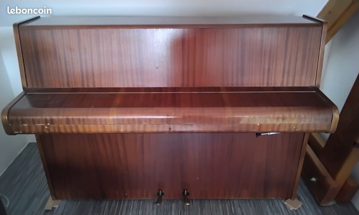 Piano droit Geyer (image 2)