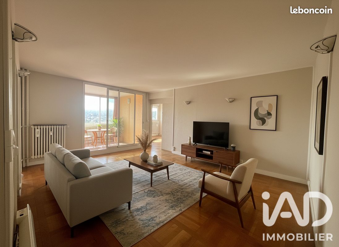Appartement 4 pièces 107 m² · à Bagnols-sur-Cèze · 107 m² · 90 000 €