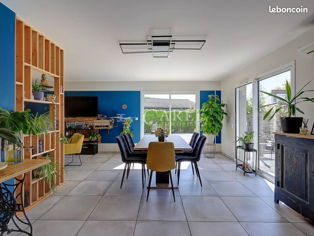 Maison 4 pièces 123 m² · à Genas · 123 m² · 569 000 €