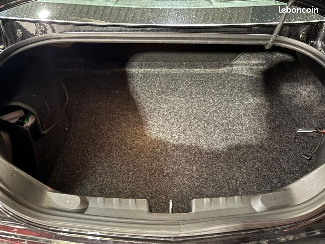 CHEVROLET CAMARO Coupé 6.2 V8 - 400CV 2012 - 45th ANNIVERSARY - PACK CARBONNE INTERIEUR - LIGNE SUR MESUR (image 15)