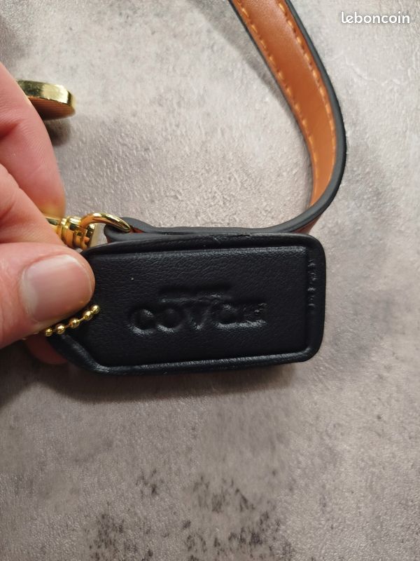 Sac à main Coach en cuir à motif y2k Femme (image 4)