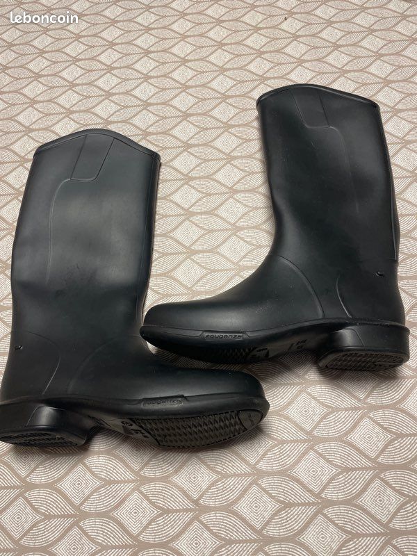 Bottes équitation Decathlon – Taille 32 – Cuir Noir – Très Bon état