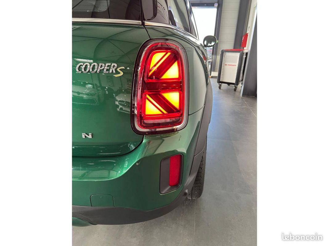 MINI COUNTRYMAN F60 COOPER SE 125ch + 95ch ALL4 BVA 6 Caméra Carplay LED Union Jack (image 29)