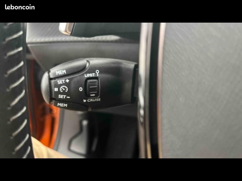 Peugeot 2008 1.2 PureTech 130ch S&S Style EAT8 (image 16)