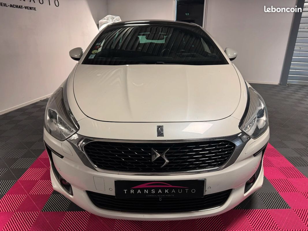 DS DS5 Hybrid 4x4 ETG6 So Chic (image 2)