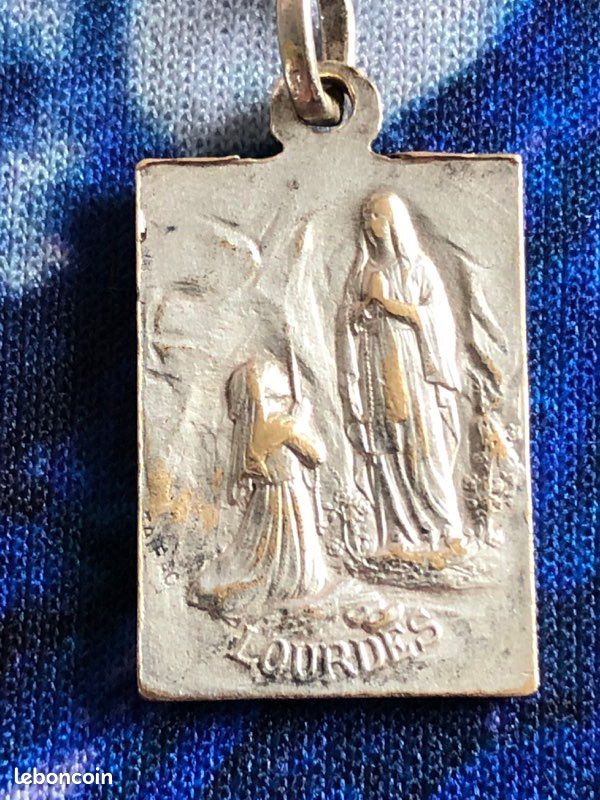 Ancien Pendentif Médaille Plaqué Or, Style Art Déco, Breloque Religieuse
