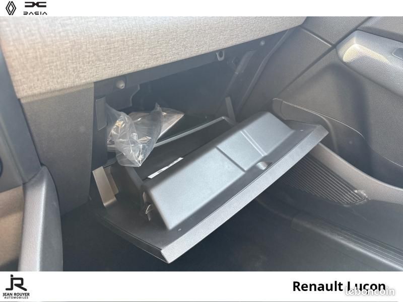 Renault Clio 1.5 dCi 100ch Evolution - 25 (image 23)