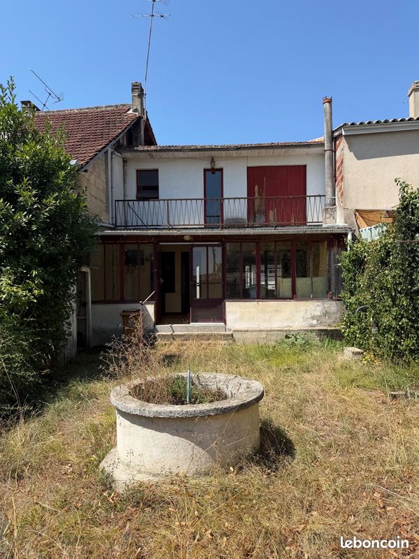 Maison 4 pièces 94 m² · à Guîtres · 94 m² · 87 000 €