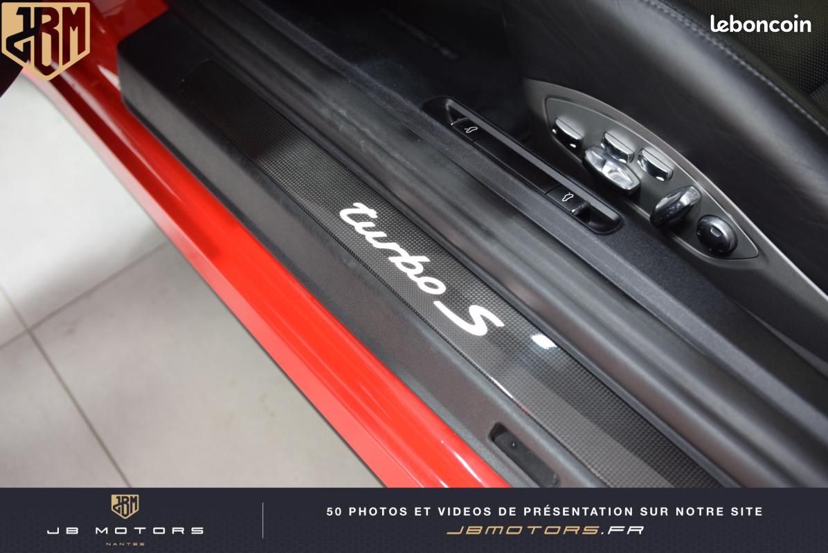 Porsche 911 TURBO CABRIOLET 3.8i S 560 PDK A (image 30)