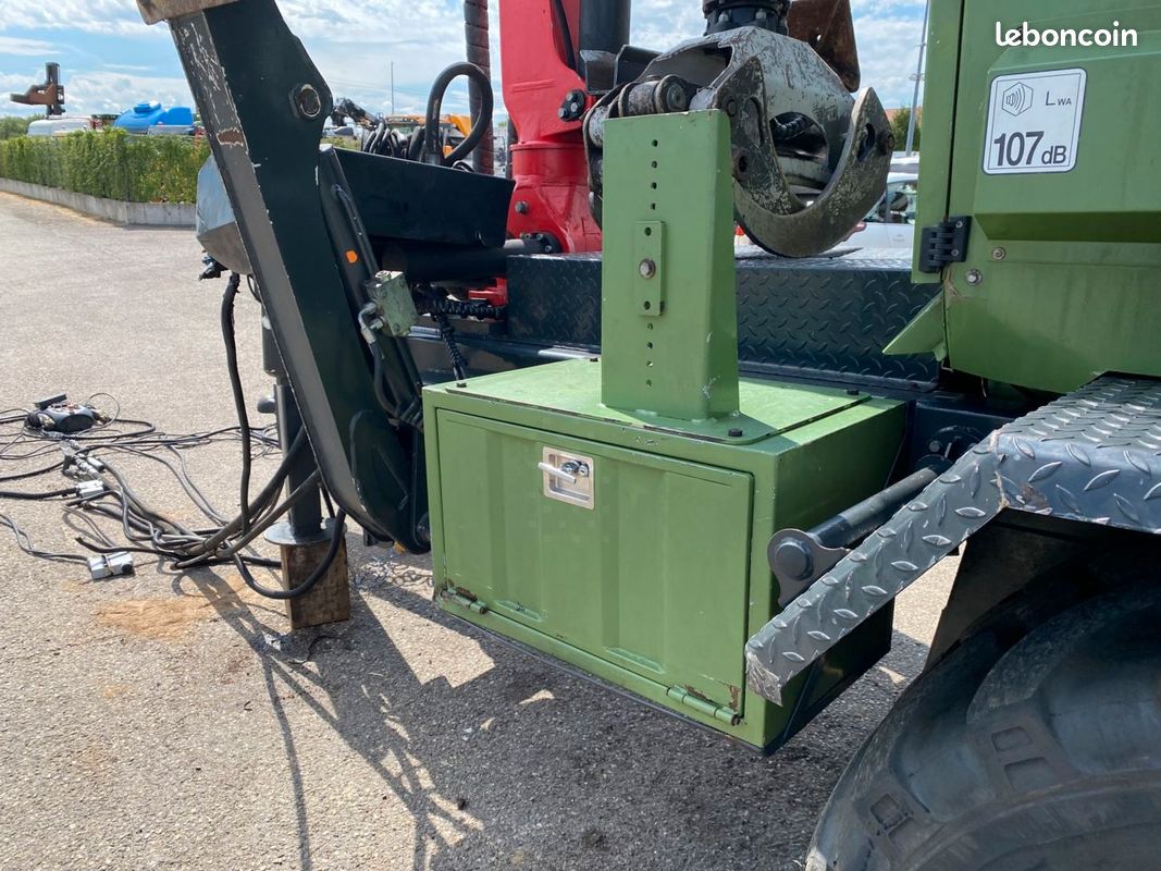 Pezzolato PTH 900/PALFINGER C60F86 endommagé (image 34)