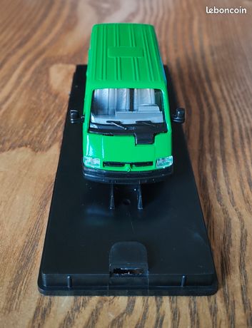 Renault Trafic Mairie De Paris – Verem Solido 225 – 1/43 – Vert – Occasion