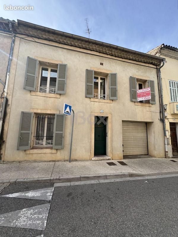 Appartement 3 pièces 72 m² · à Saint-Maximin-la-Sainte-Baume · 72 m² · 735 €/mois