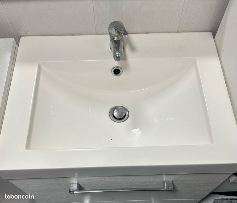 Meuble de salle de bain (image 2)
