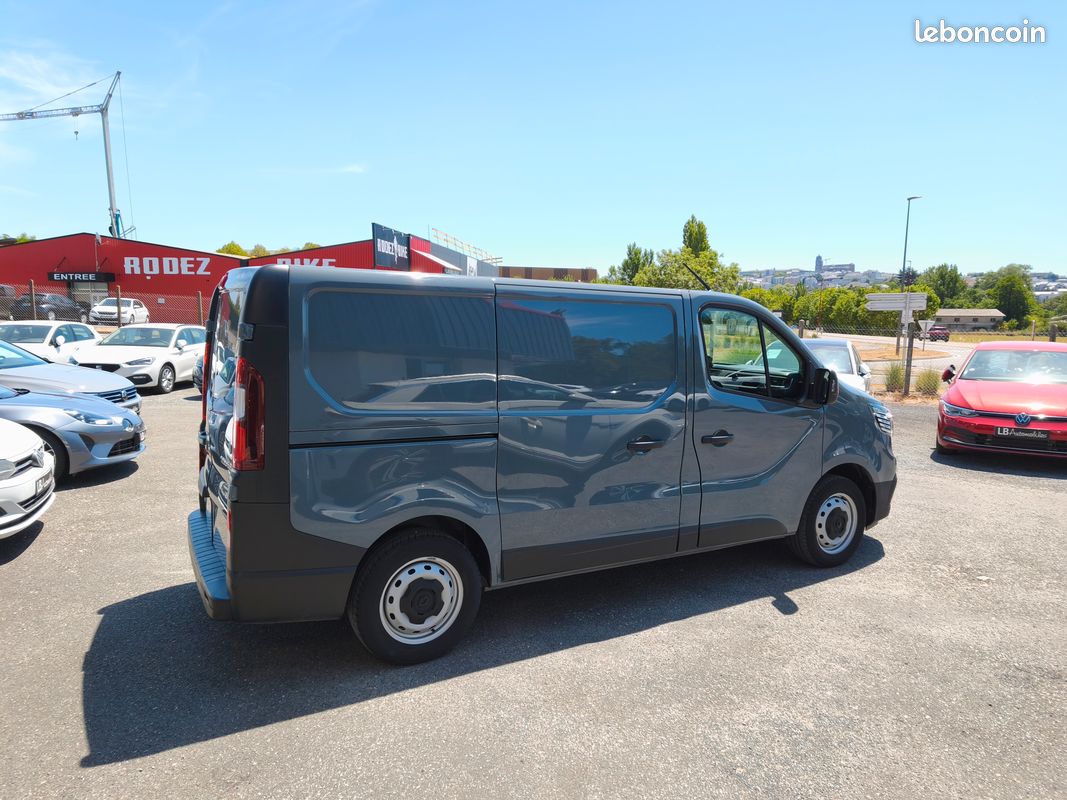 Trafic L1H1 2.0 DCi 130 cv Grand Confort - 42500 klm / 2024 (image 4)